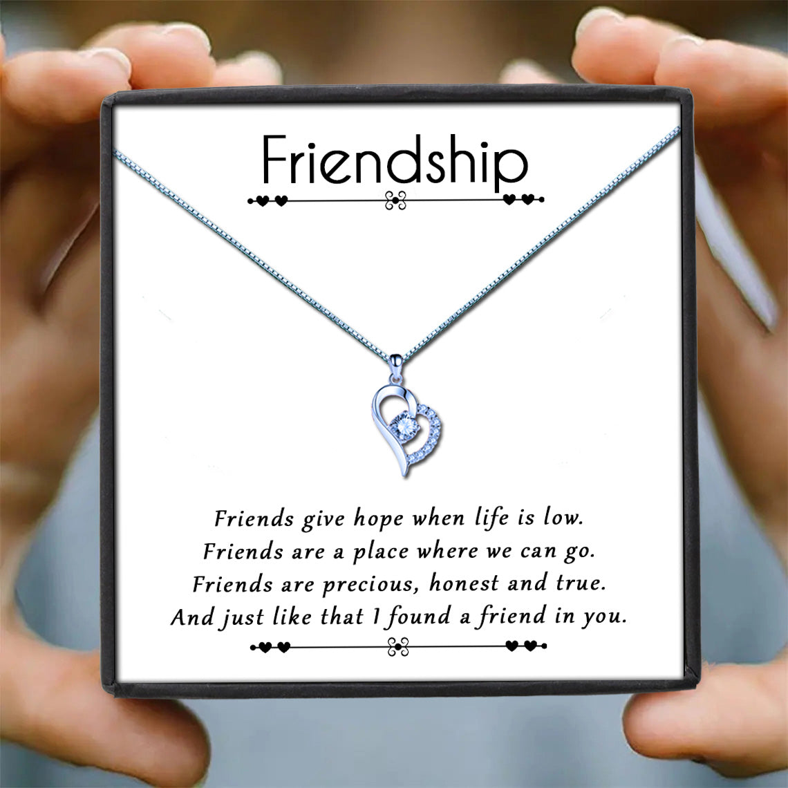 ﻿Friendship Heart Necklace & Message Box